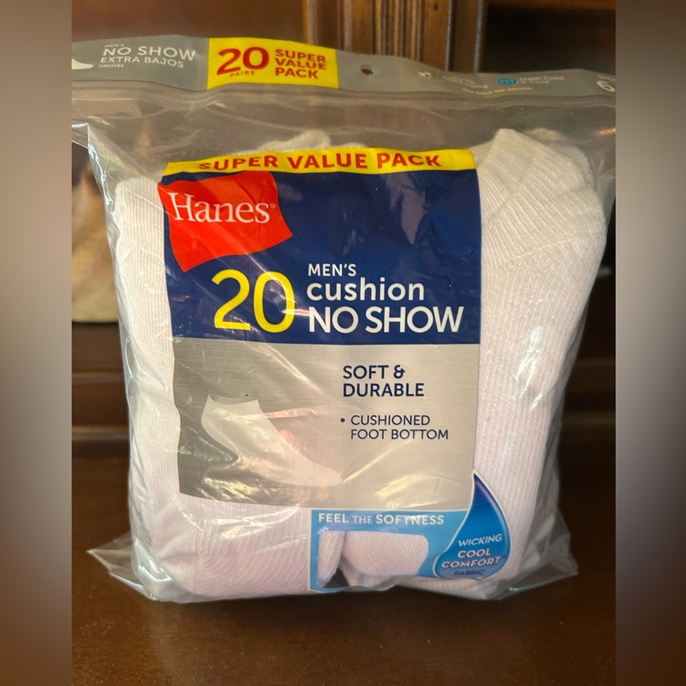 Men’s Hanes 20 Pack No Show Cushion Socks